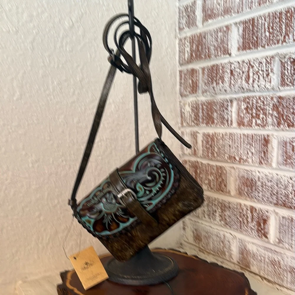 NWT Patricia Nash Crossbody Bag - Picture 4 of 12